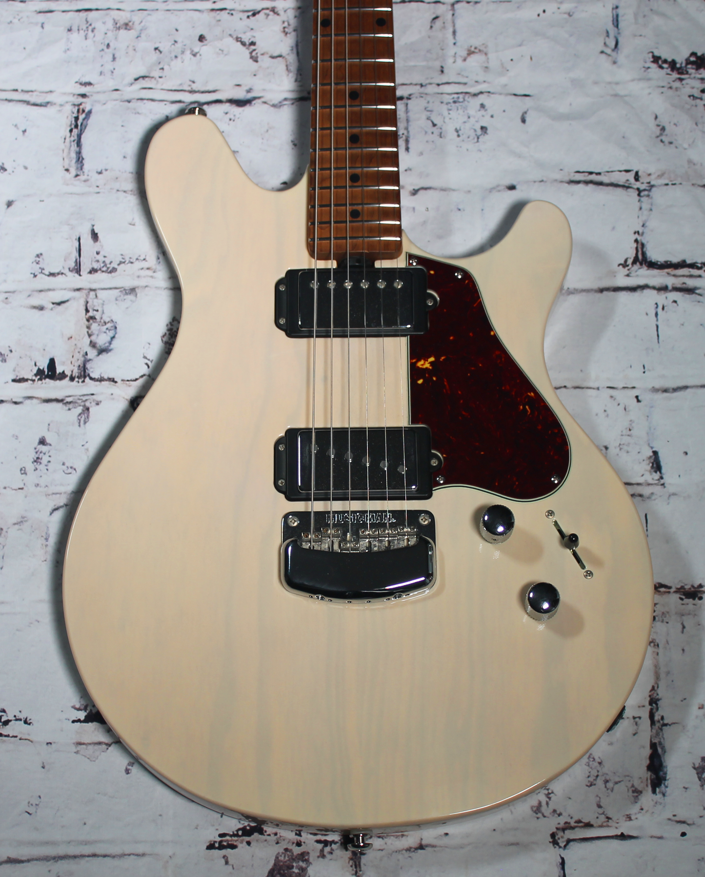 Ernie Ball Music Man James Valentine Signature - Trans Buttermilk