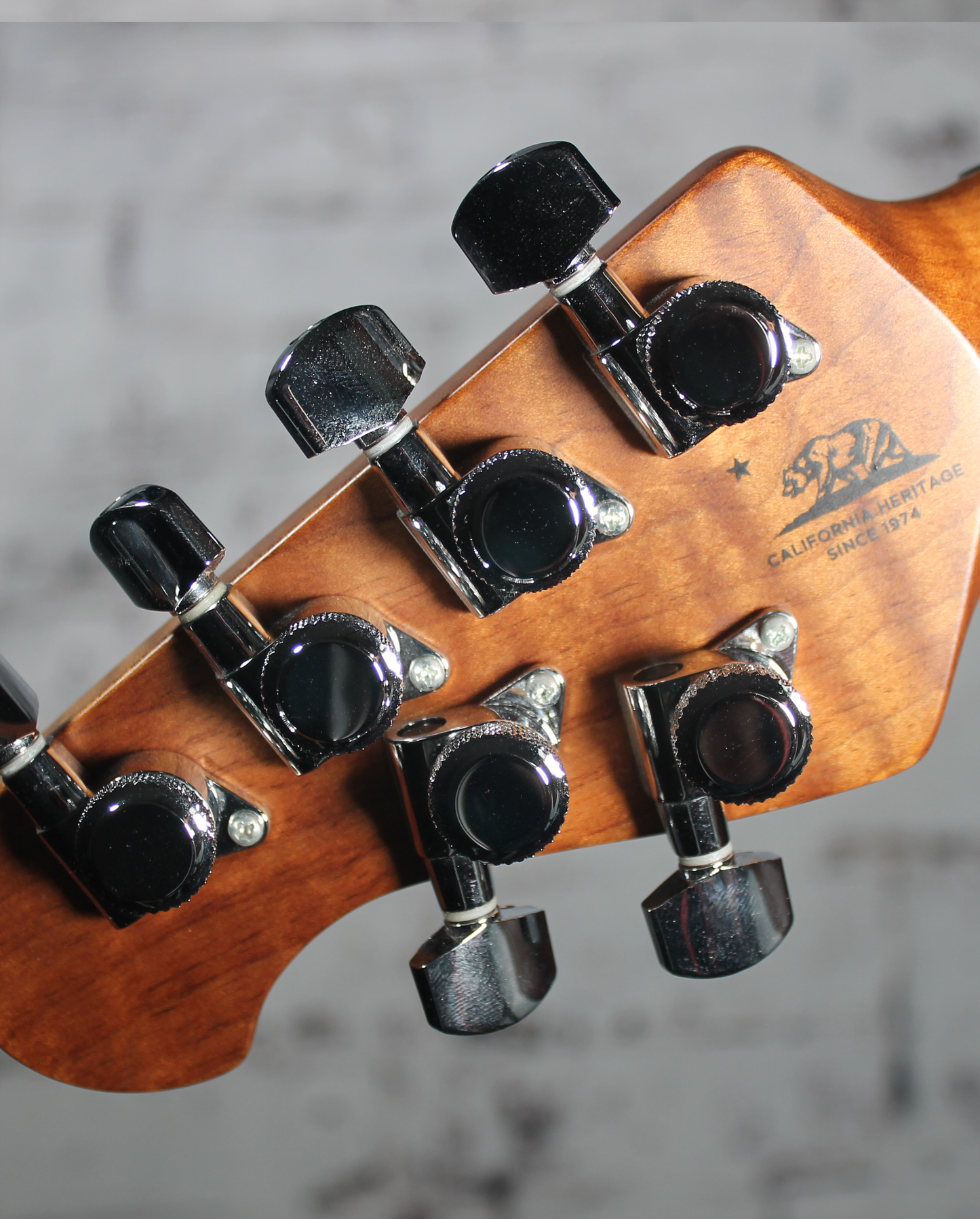 Ernie Ball Music Man James Valentine Signature - Trans Buttermilk