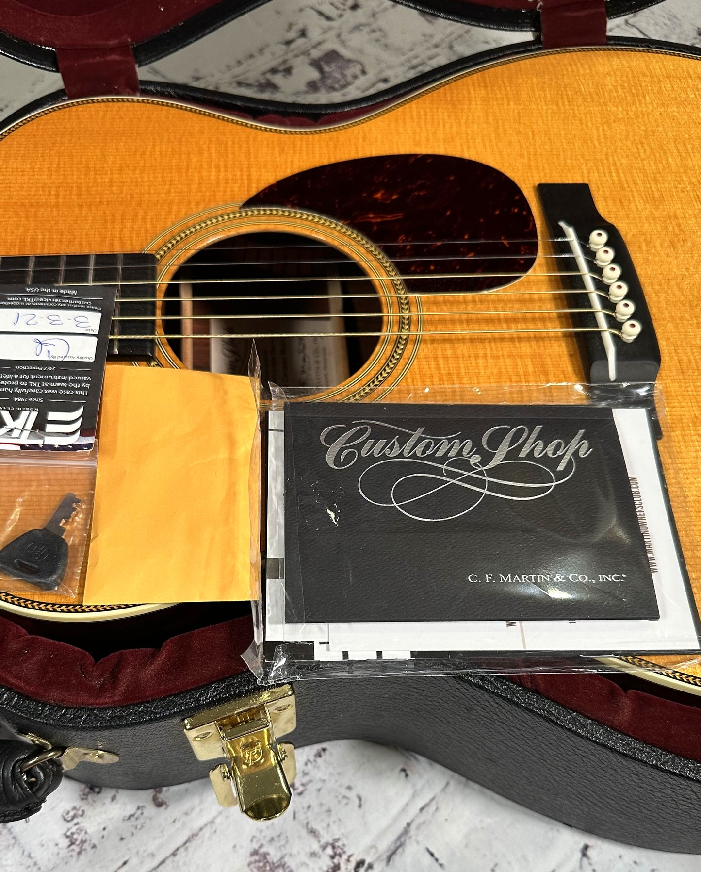 Martin Custom Shop OM VTS Top - Cocobolo Back/Sides